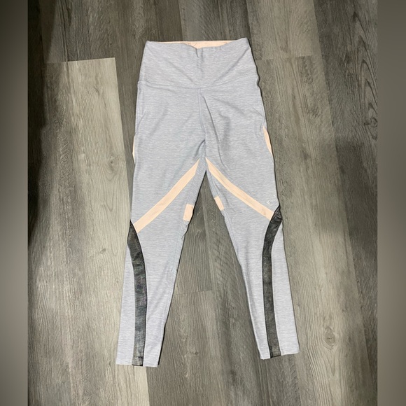 PINK Petite Legging Bundle with Bonus Sweatpants - Picture 5 of 12